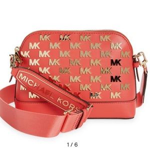 Michael Kors Jet Set Large Dome Crossbody Bag NWT!